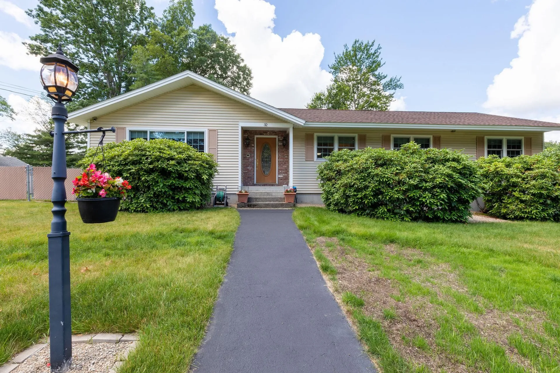 32 Marianna Road Salem NH 03079