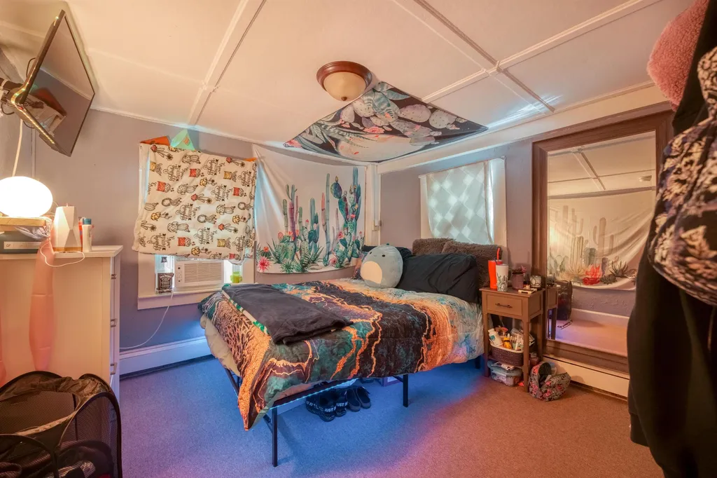 237 S Main Street Laconia NH 03246
