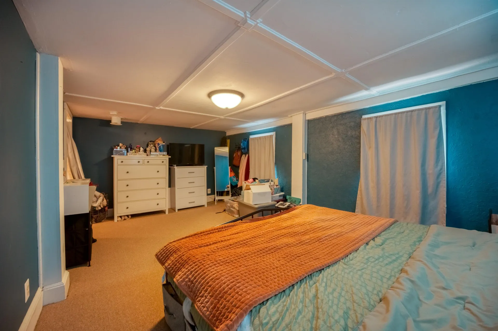 237 S Main Street Laconia NH 03246