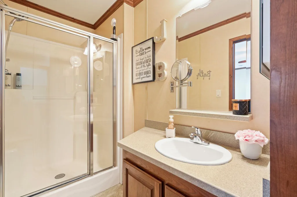 14 Alice Drive Concord NH 03303