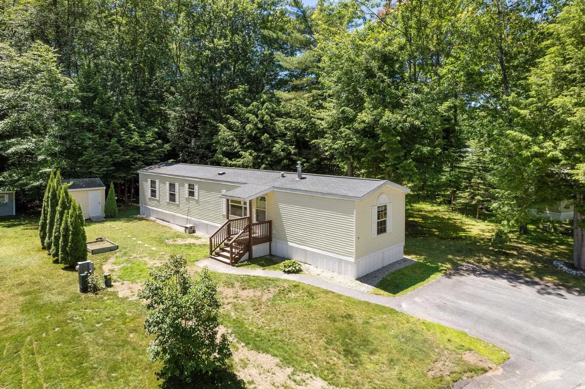 14 Alice Drive Concord NH 03303