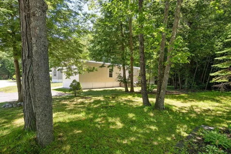 14 Alice Drive Concord NH 03303