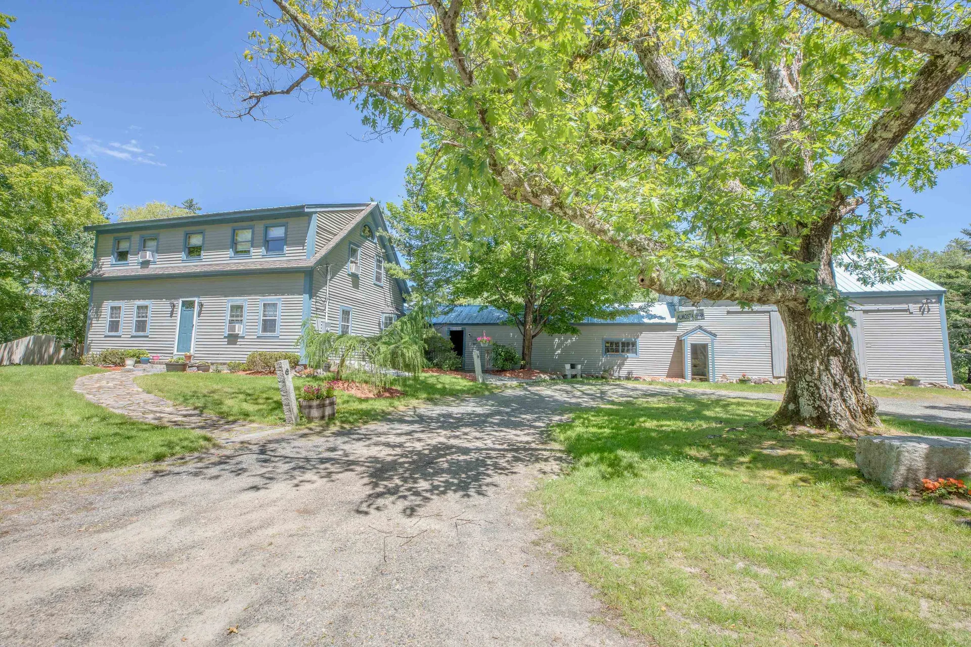 310 Mount Prospect Road Holderness NH 03245