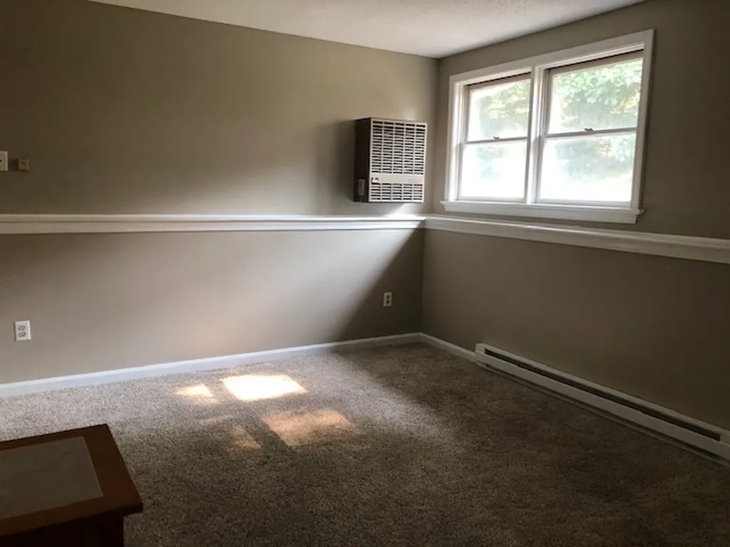 9L Rebecca Lane Derry NH 03038