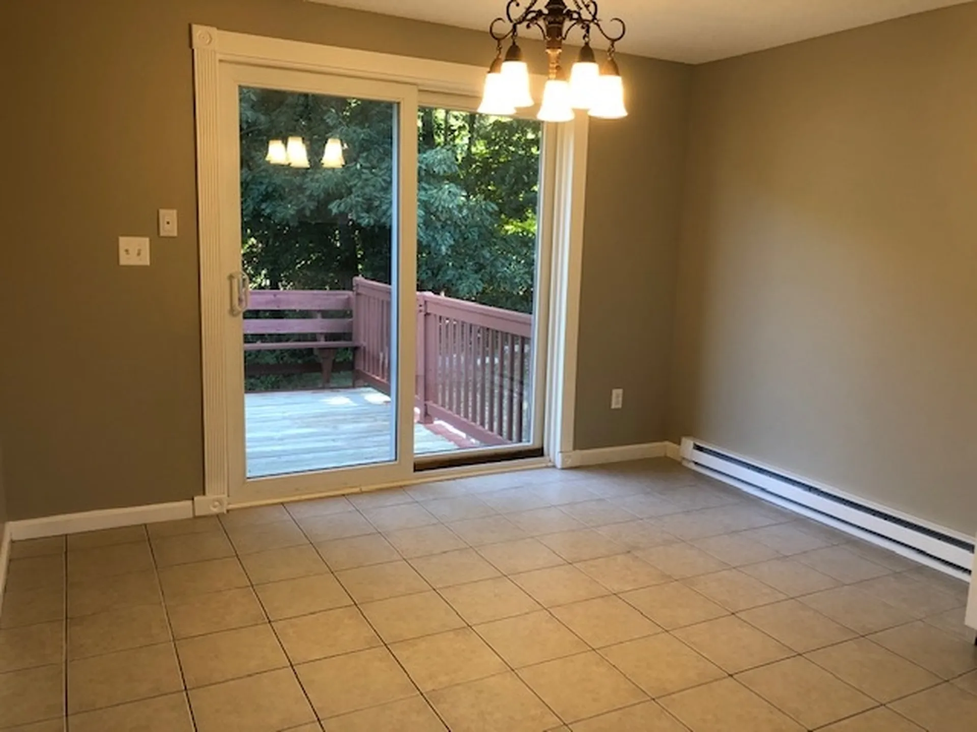 9L Rebecca Lane Derry NH 03038