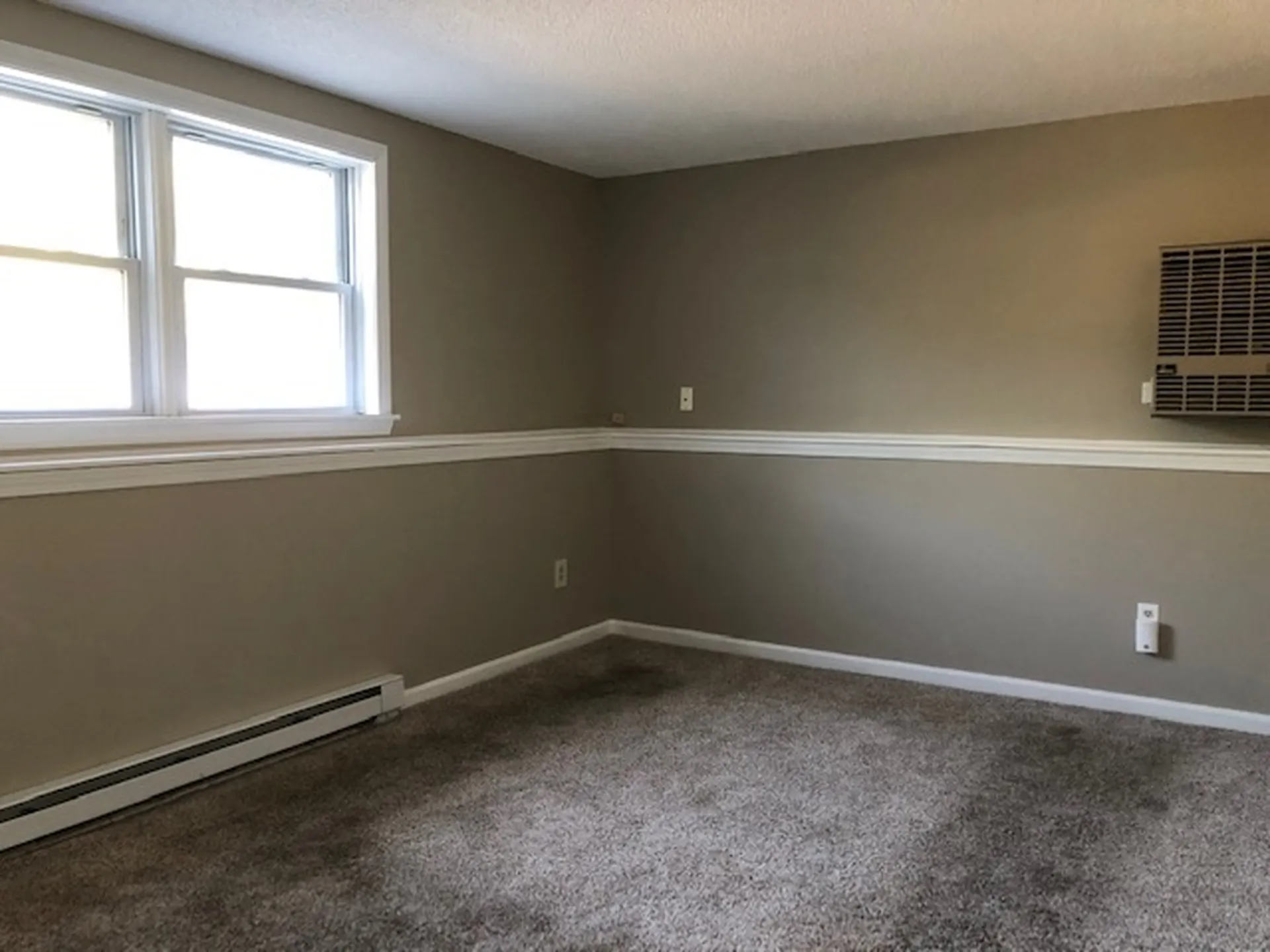 9L Rebecca Lane Derry NH 03038