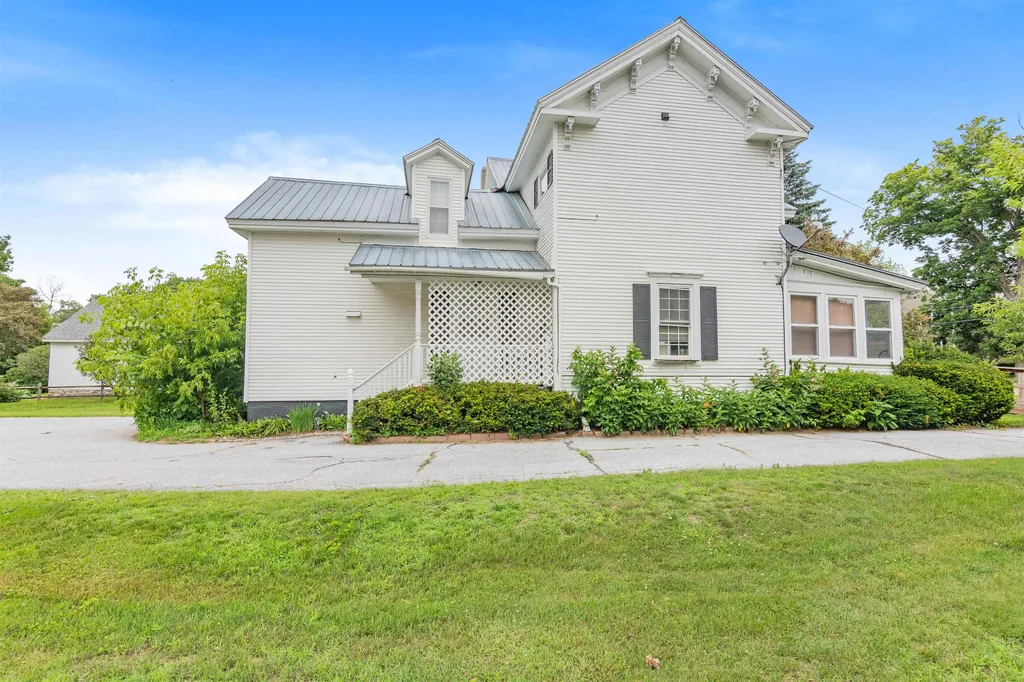 19 Spring Street Swanton VT 05488