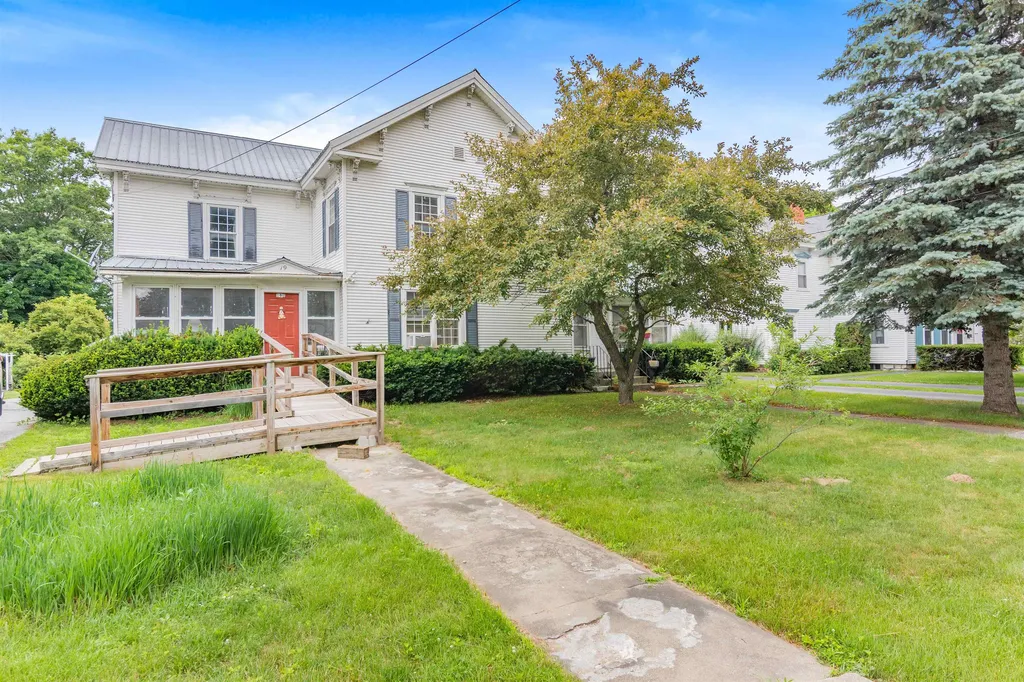 19 Spring Street Swanton VT 05488