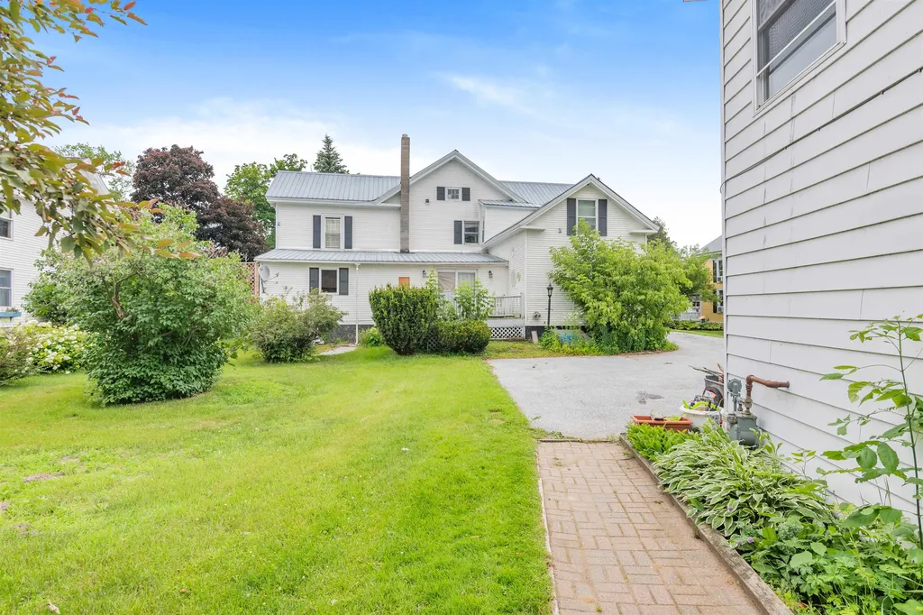 19 Spring Street Swanton VT 05488