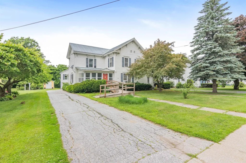 19 Spring Street Swanton VT 05488