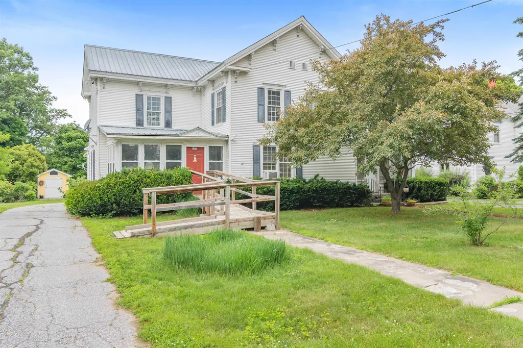 19 Spring Street Swanton VT 05488