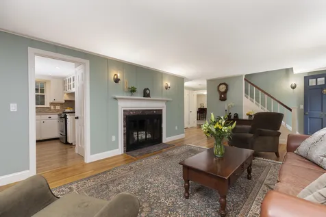 231 Pleasant Street New London NH 03257