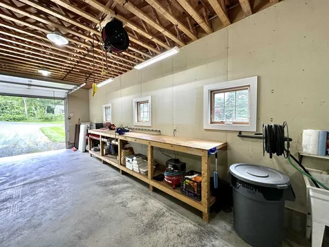 231 Pleasant Street New London NH 03257