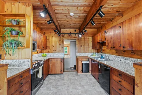 551 Reservoir Road Deering NH 03244