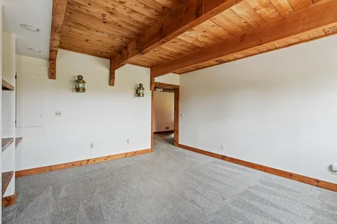551 Reservoir Road Deering NH 03244