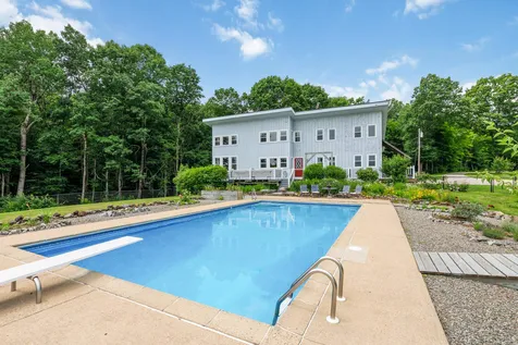 551 Reservoir Road Deering NH 03244