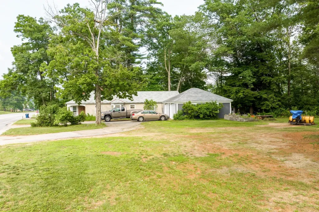 991 Laconia Road Tilton NH 03276