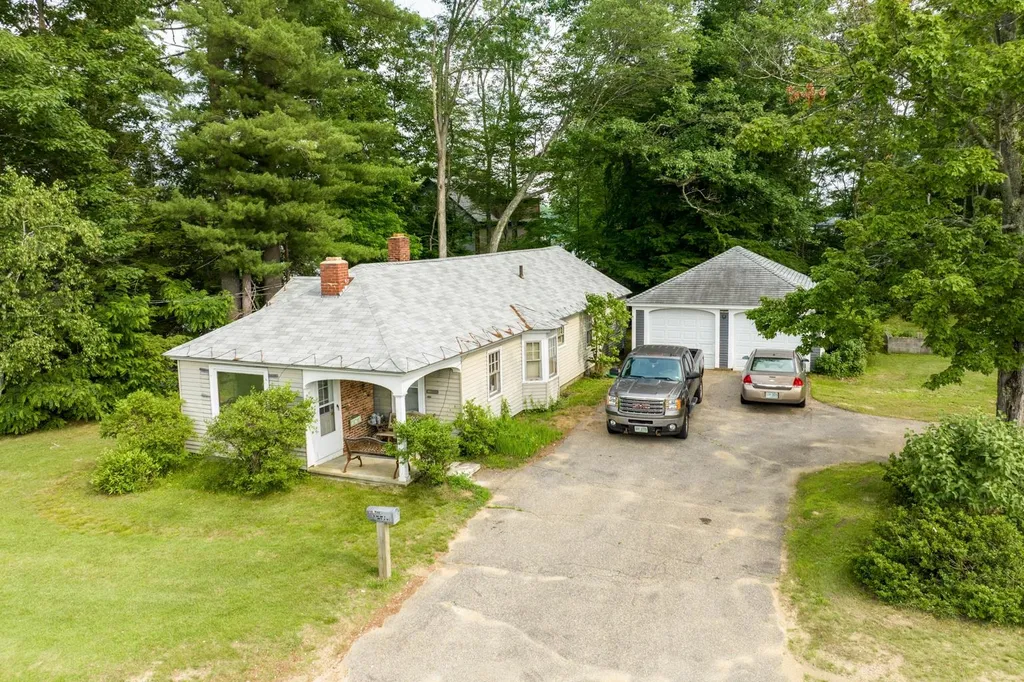 991 Laconia Road Tilton NH 03276