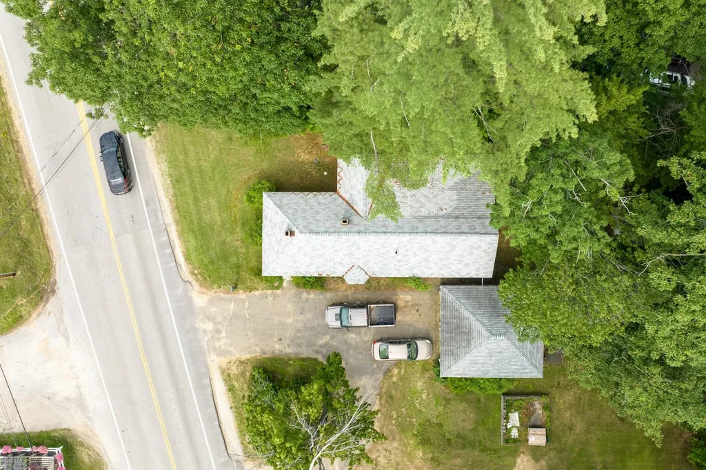 991 Laconia Road Tilton NH 03276