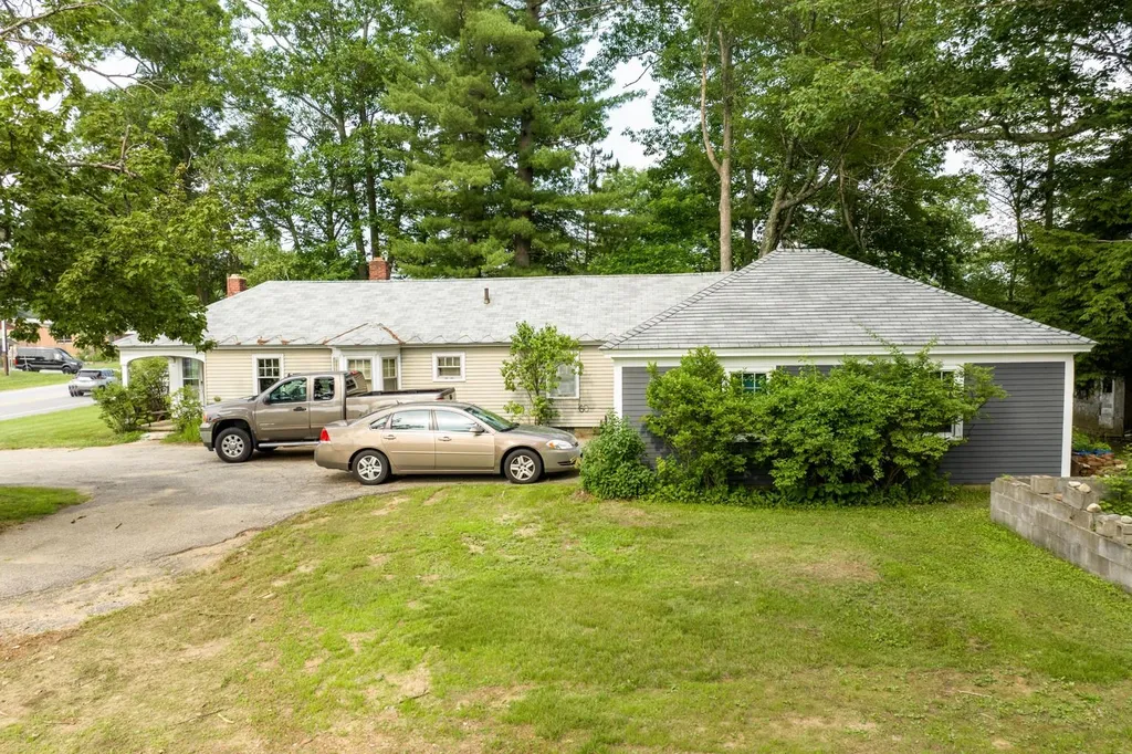 991 Laconia Road Tilton NH 03276
