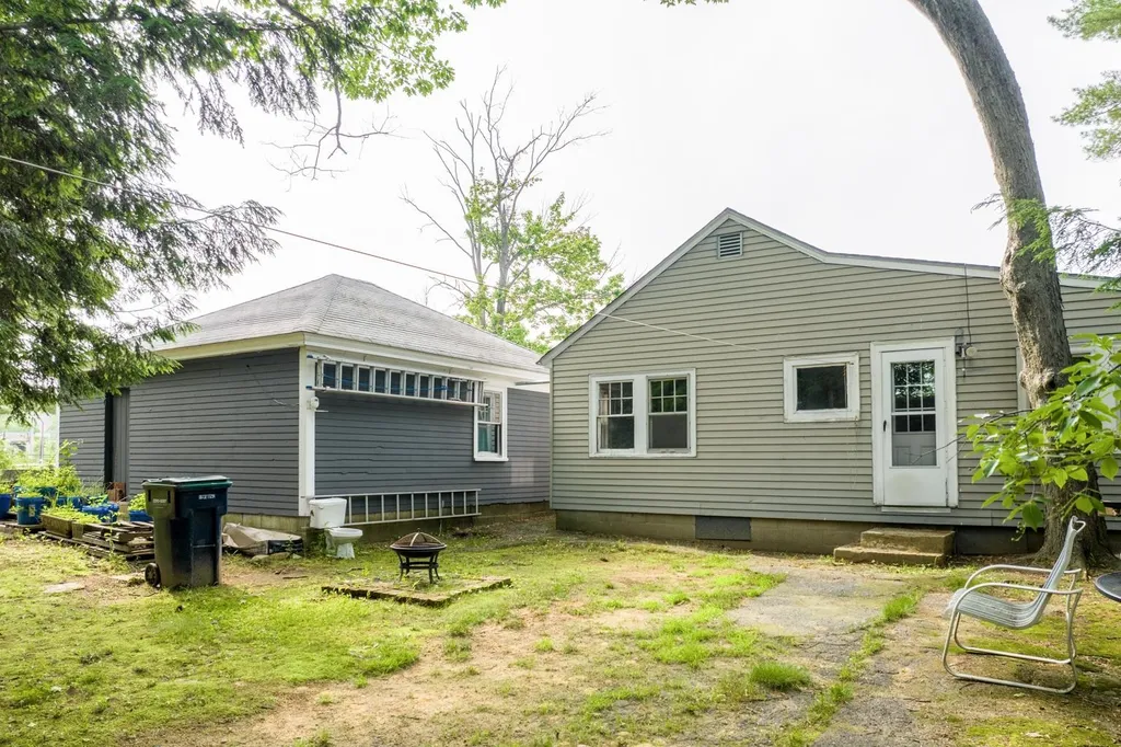 991 Laconia Road Tilton NH 03276