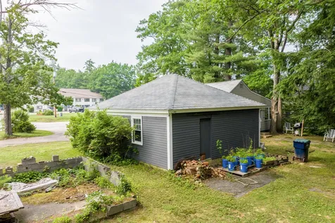 991 Laconia Road Tilton NH 03276