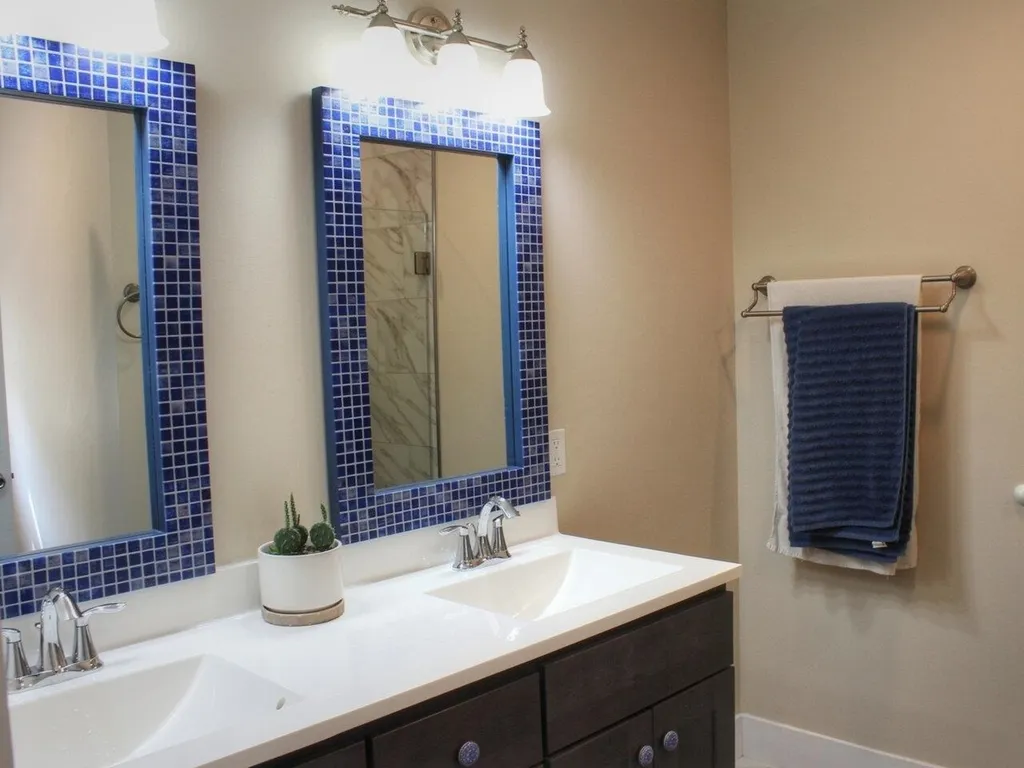 54 Bronson Lane Colchester VT 05446