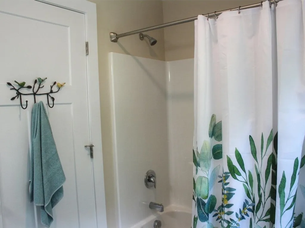 54 Bronson Lane Colchester VT 05446
