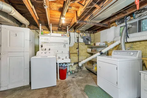 59 Lincoln Street Laconia NH 03246