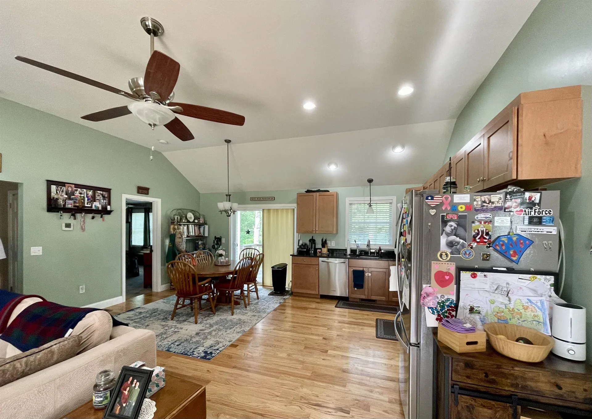 197 Oak Hill Avenue Manchester NH 03104