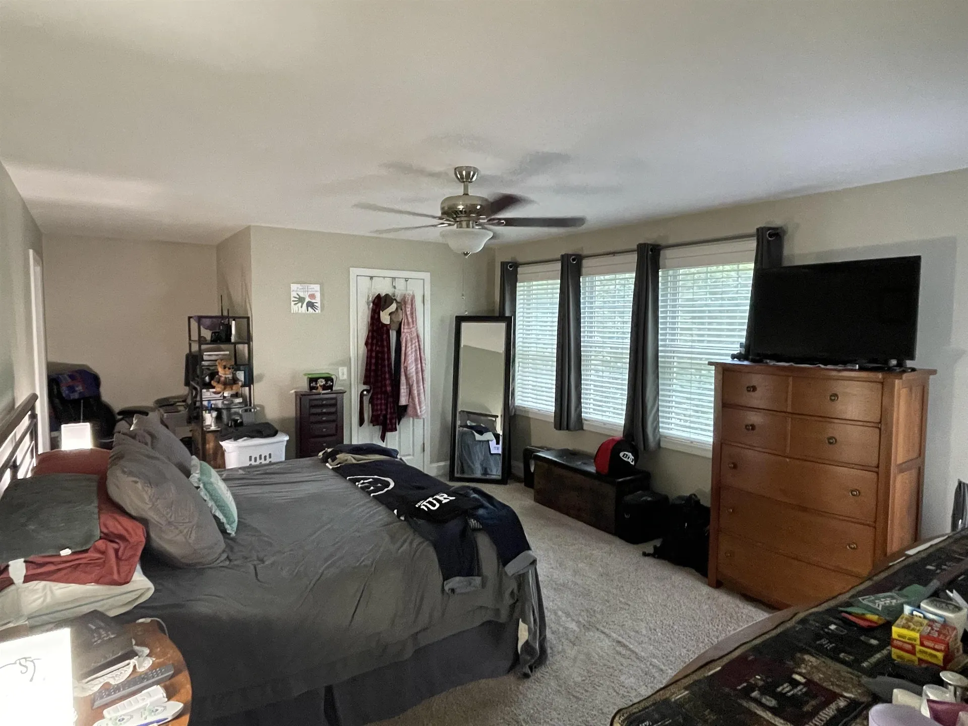 197 Oak Hill Avenue Manchester NH 03104