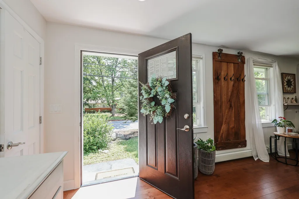 209 N Amherst Road Bedford NH 03110