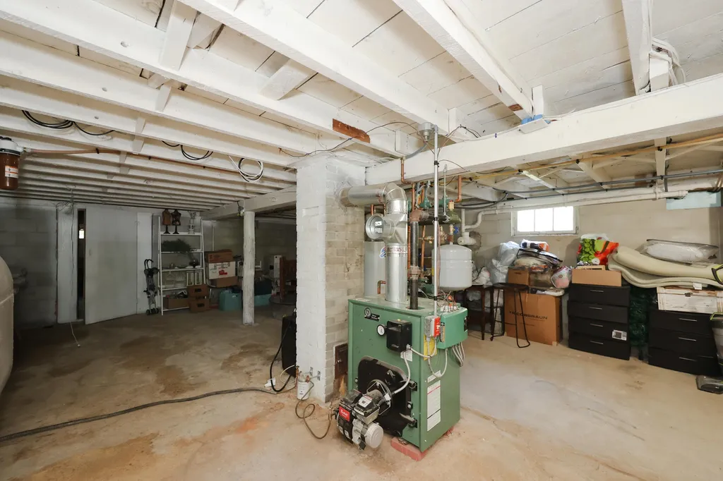 209 N Amherst Road Bedford NH 03110