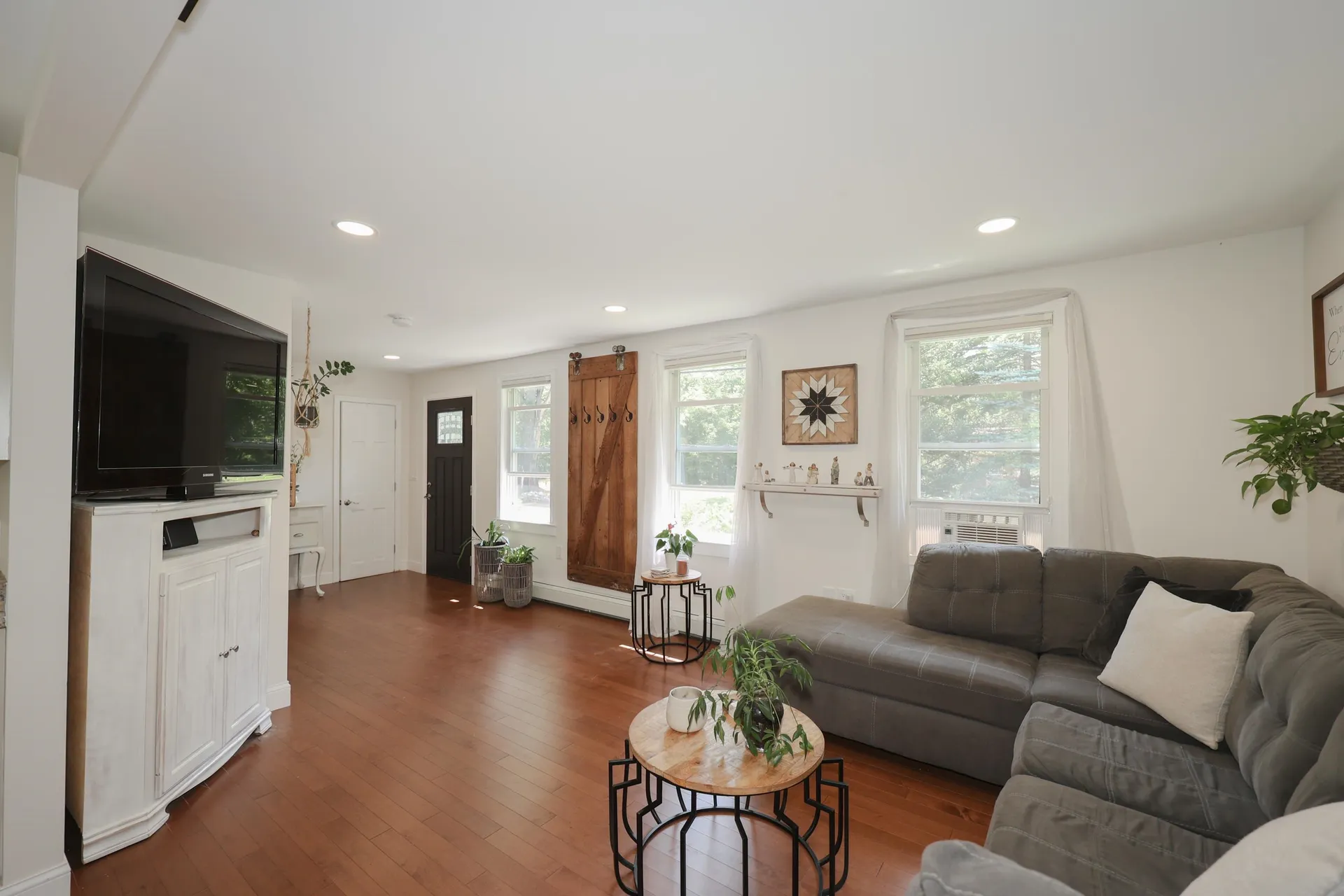 209 N Amherst Road Bedford NH 03110