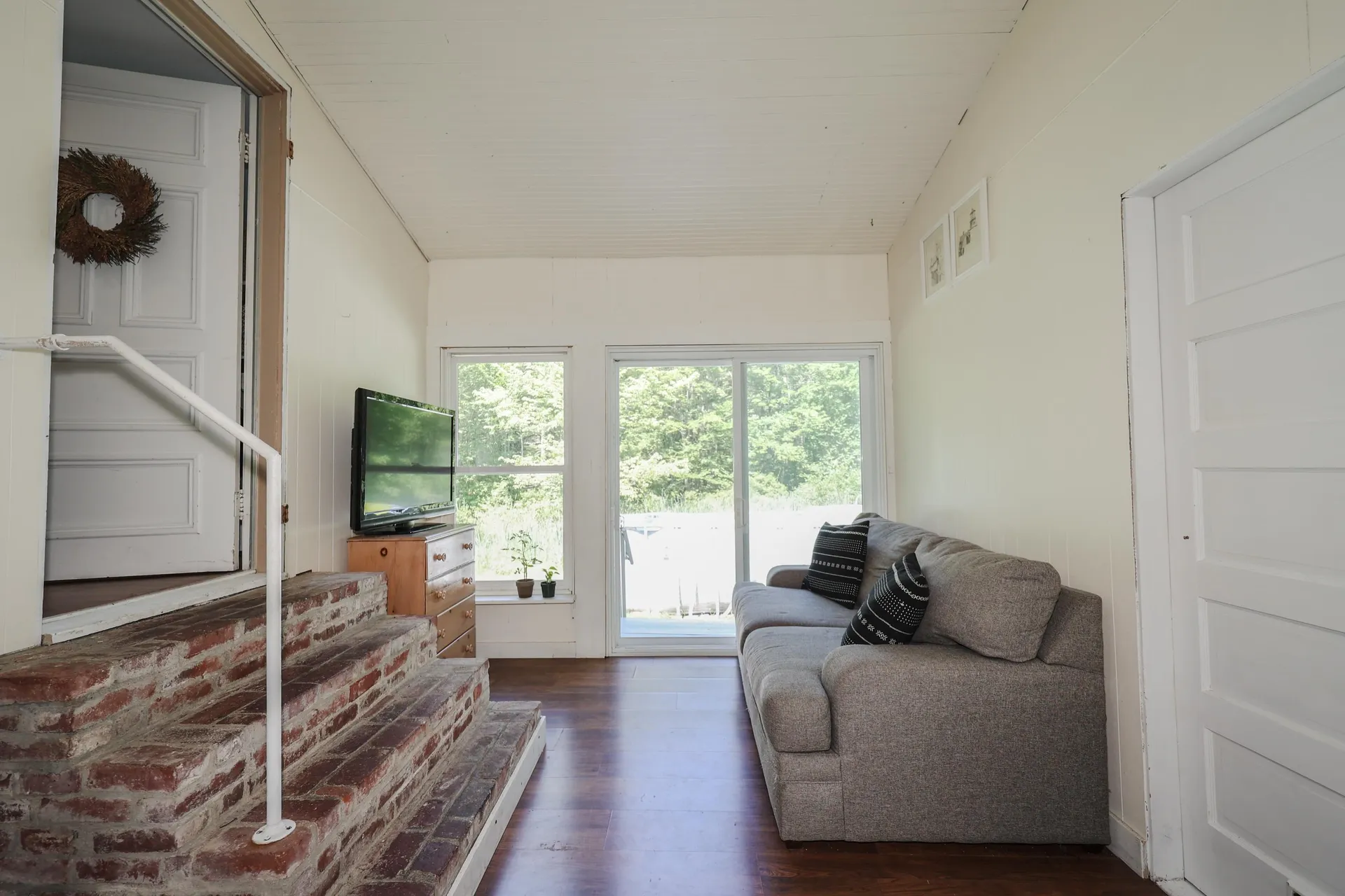 209 N Amherst Road Bedford NH 03110