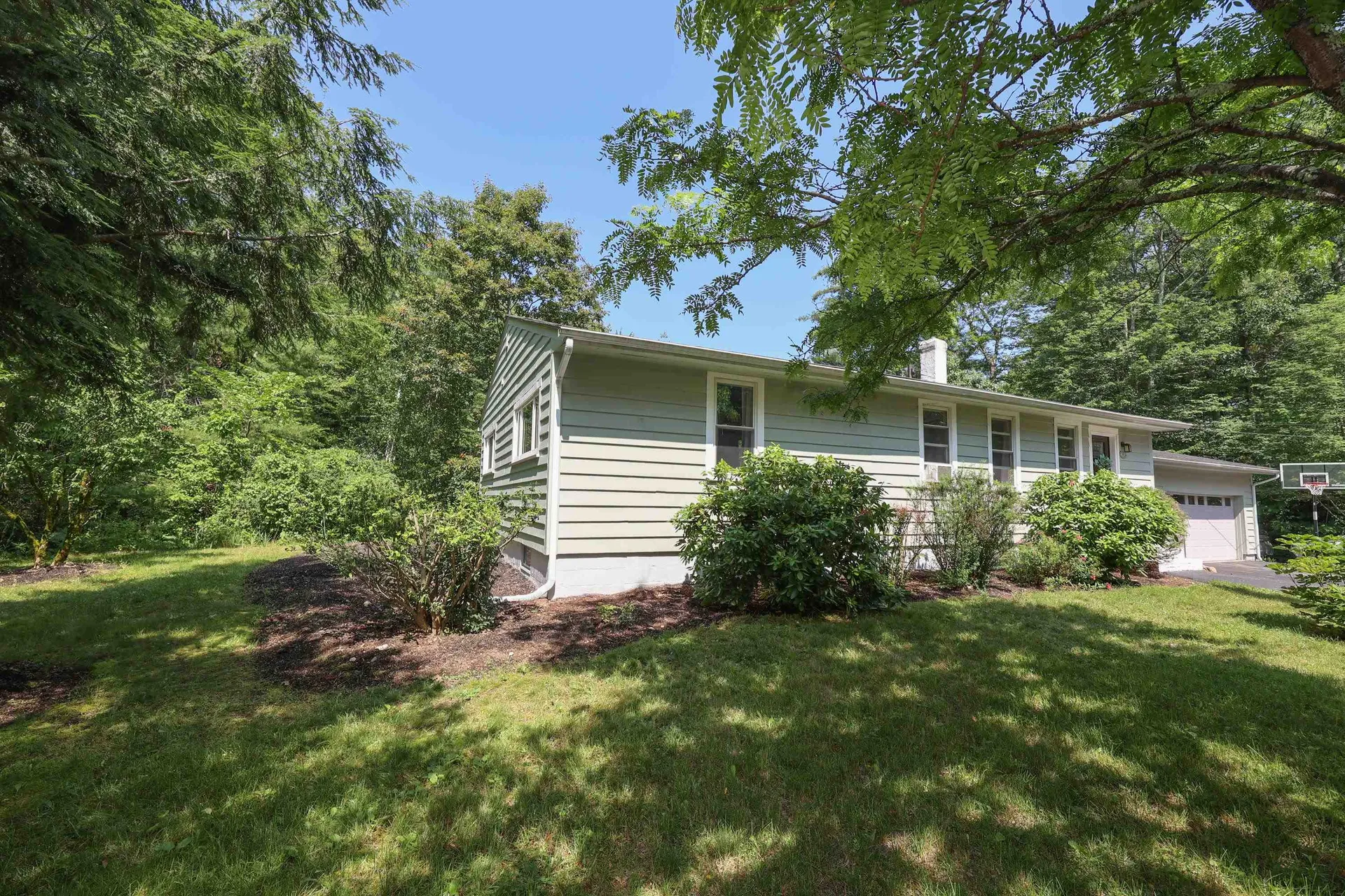 209 N Amherst Road Bedford NH 03110