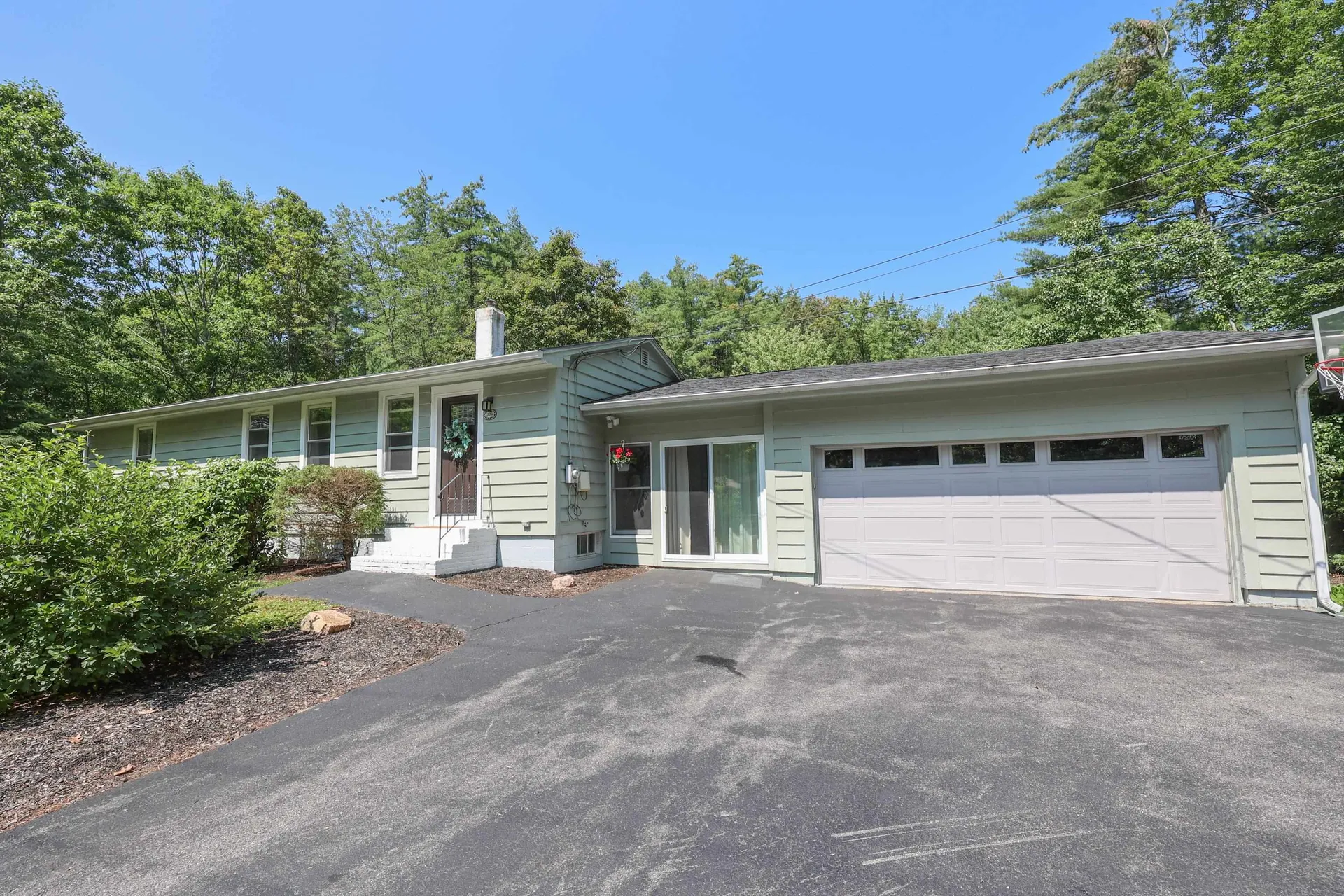 209 N Amherst Road Bedford NH 03110