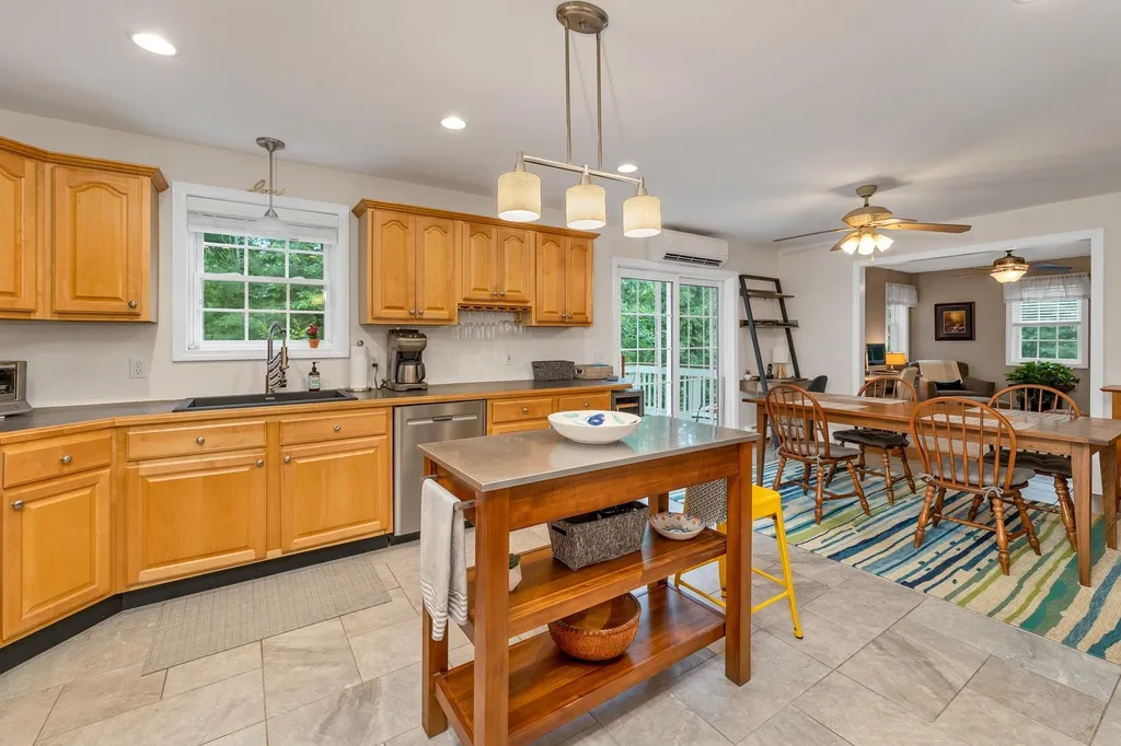 50 Hook Road Gilford NH 03249