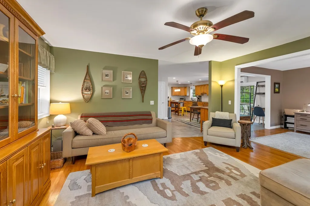 50 Hook Road Gilford NH 03249
