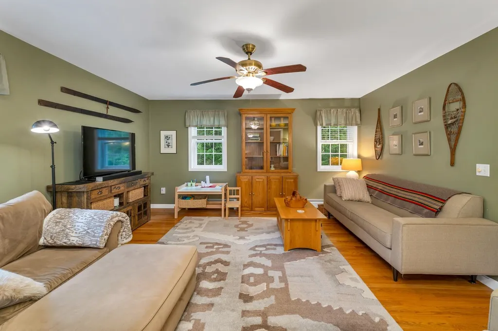 50 Hook Road Gilford NH 03249