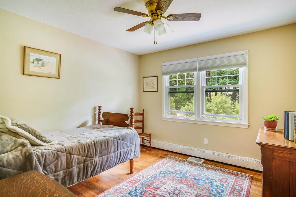 32 New Boston Road Amherst NH 03031