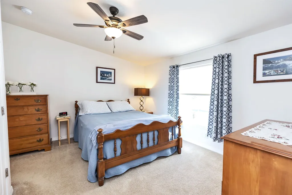 36 Sunset Way Manchester NH 03104