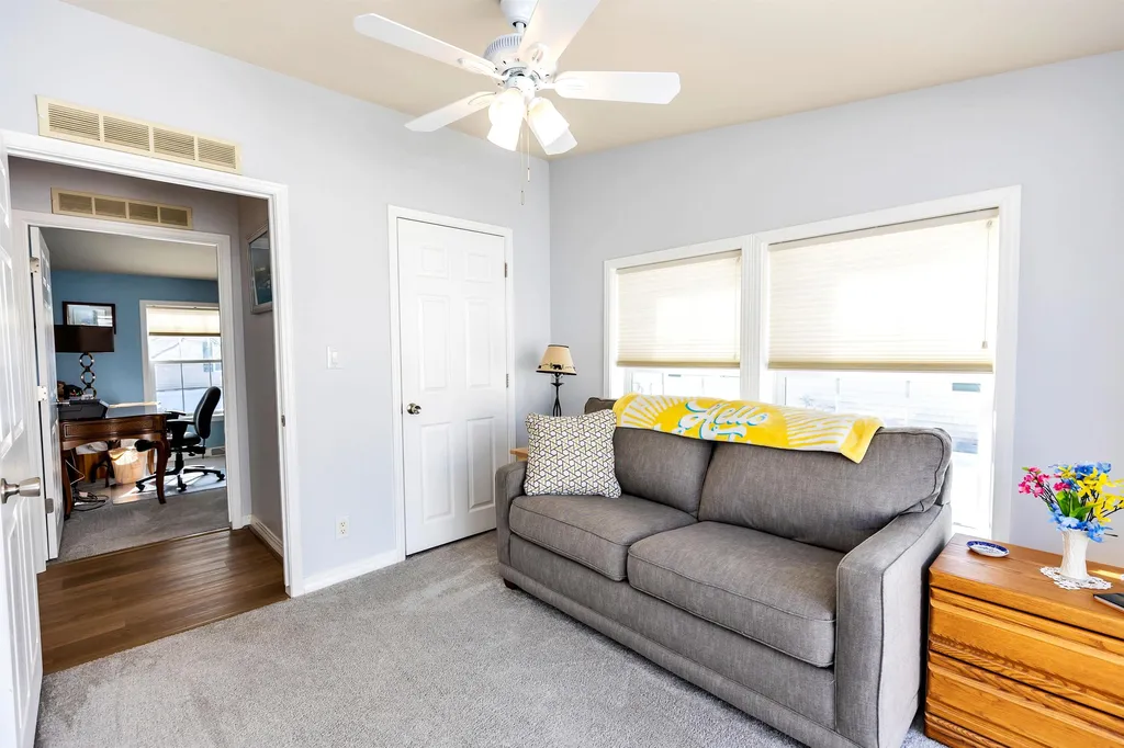 36 Sunset Way Manchester NH 03104