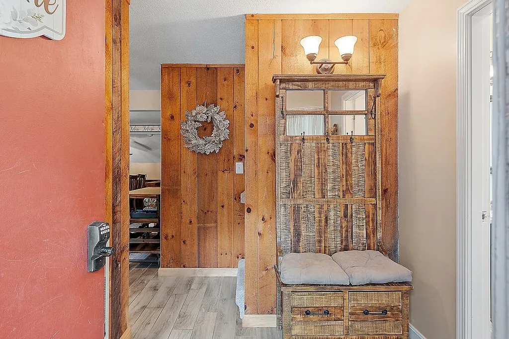 24 Condo Road Campton NH 03223