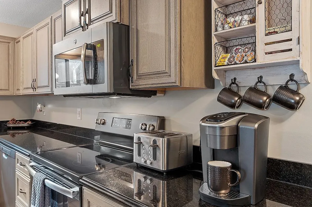 24 Condo Road Campton NH 03223