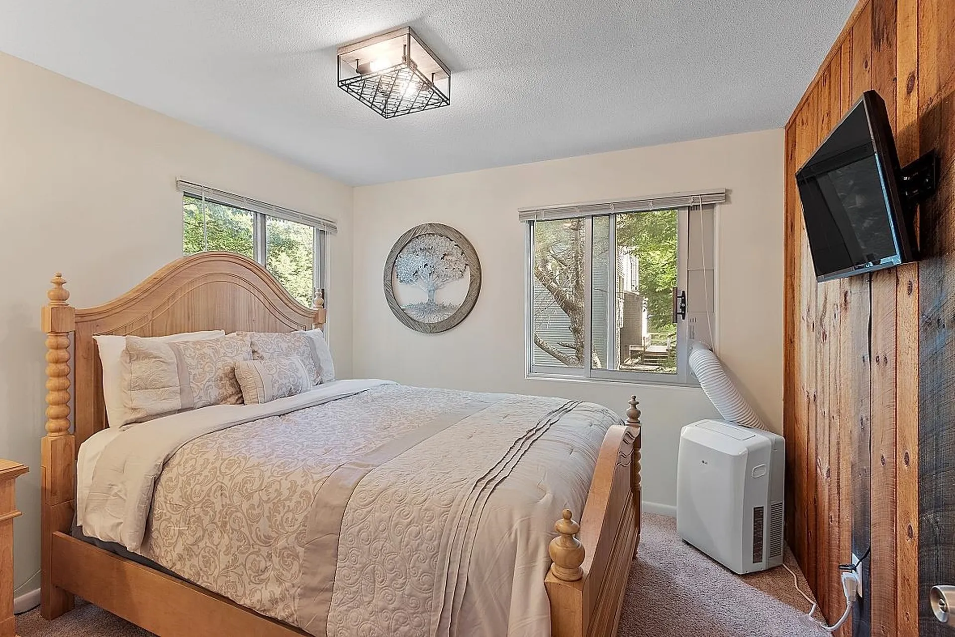 24 Condo Road Campton NH 03223