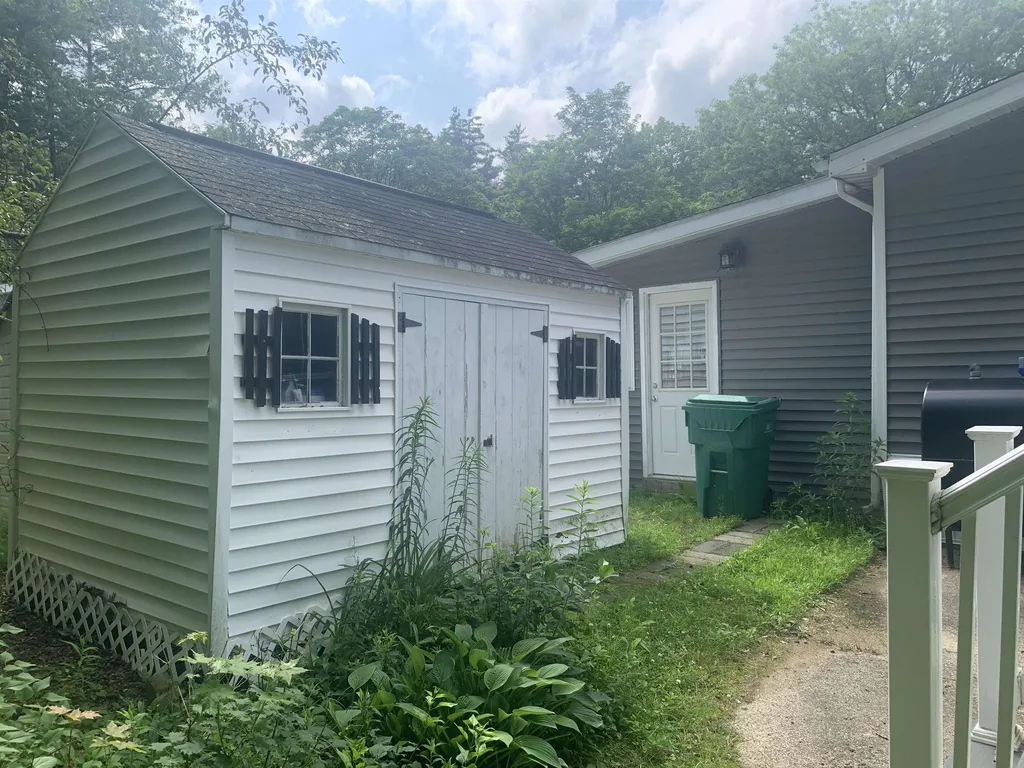 148 Daffodil Hill Lane Rochester NH 03868