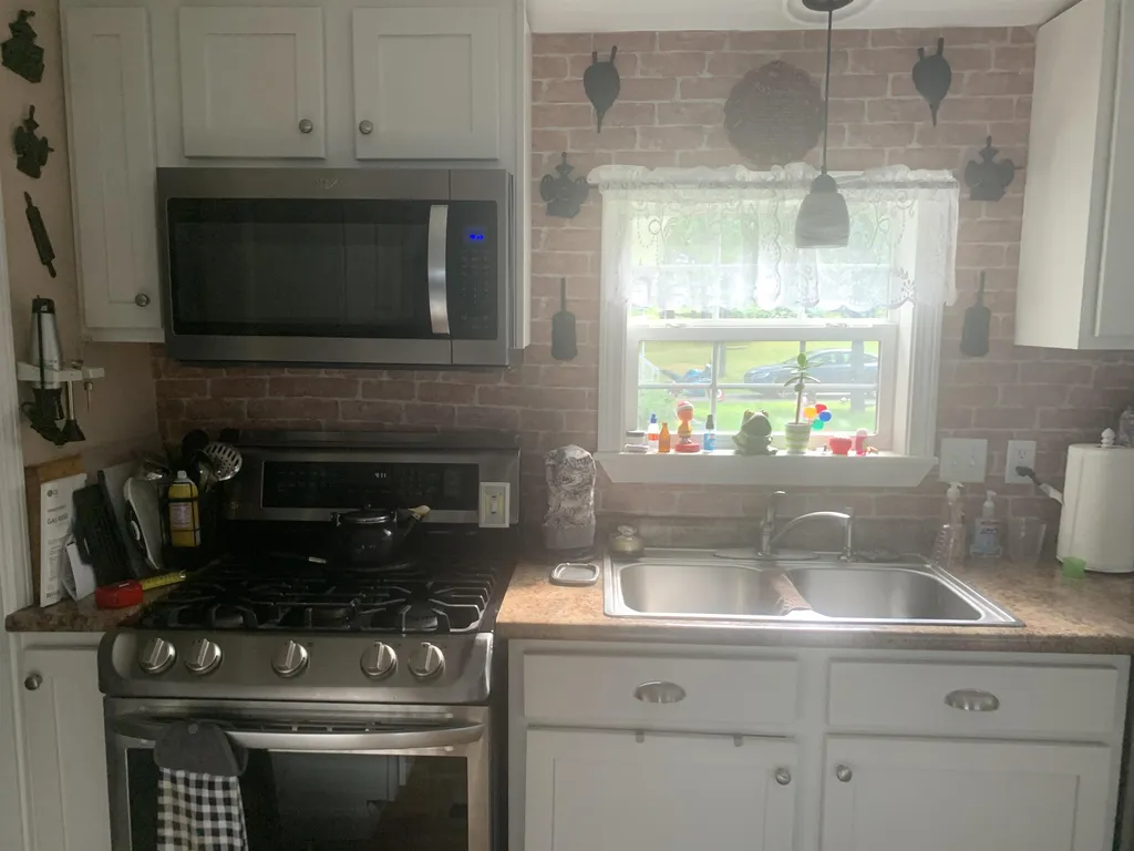148 Daffodil Hill Lane Rochester NH 03868