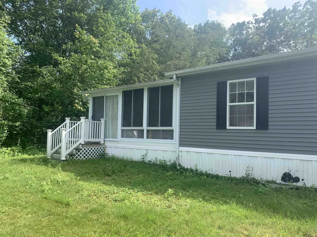 148 Daffodil Hill Lane Rochester NH 03868