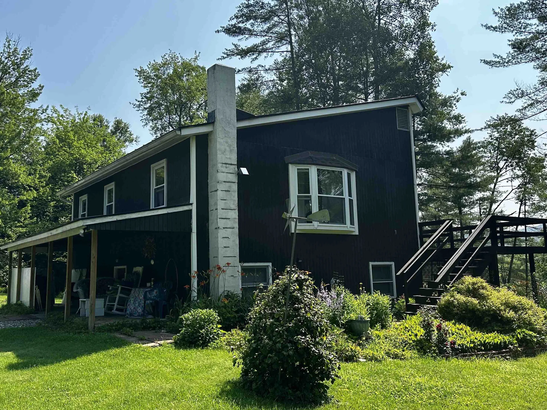 1649 Us Route 5n Norwich VT 05055